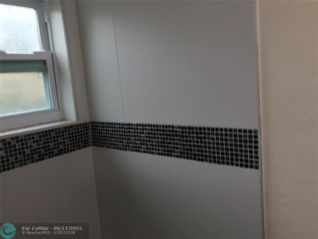 Building Photo - 8424 NW 23rd Manor Rental