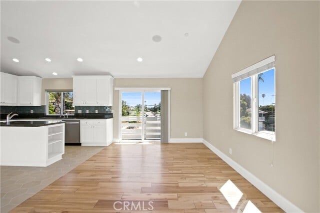 Photo - 26291 Via California