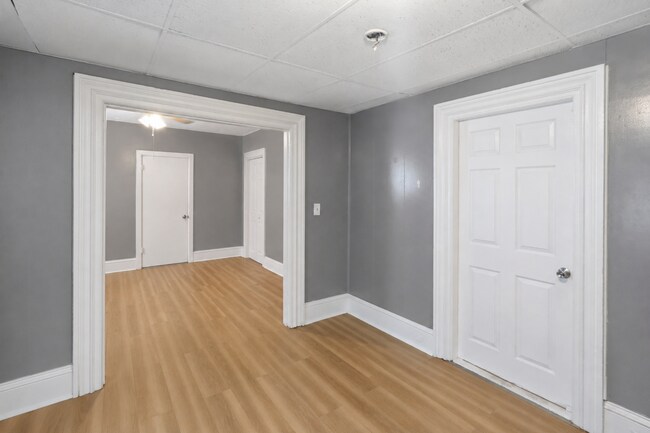 20 Central St Unit 1R