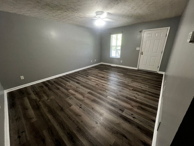 Photo - 2 Bedroom/2 Bath Duplex Perfect for Roommates