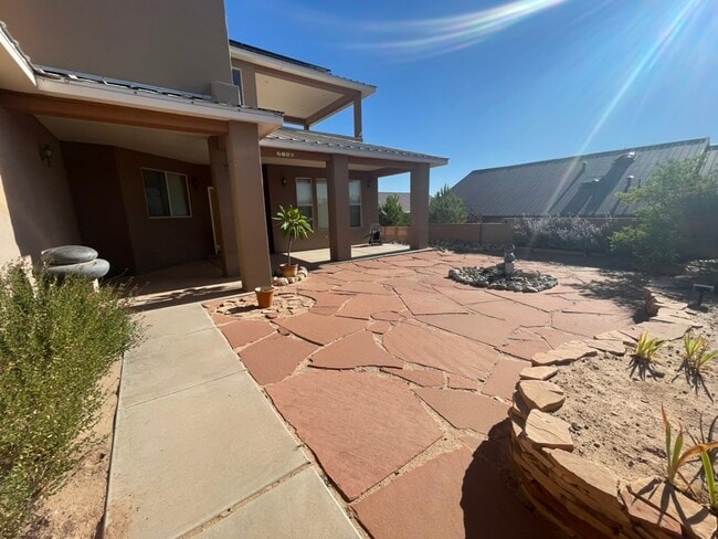 Photo - 6809 Chapingo Rd NE