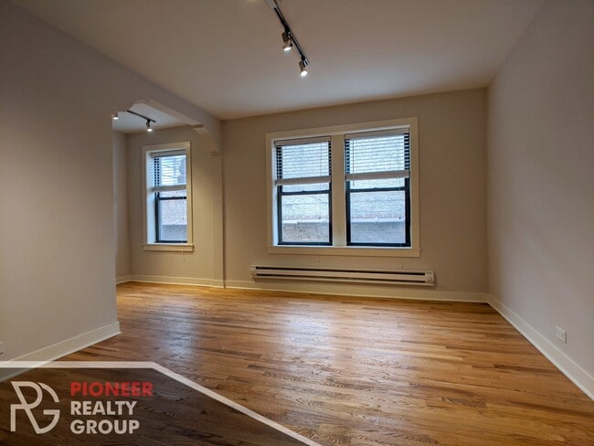 Photo - 2430 N Kedzie Blvd