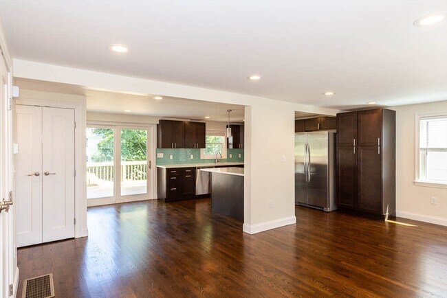 Photo - 77 Rock Glen Rd Unit 1