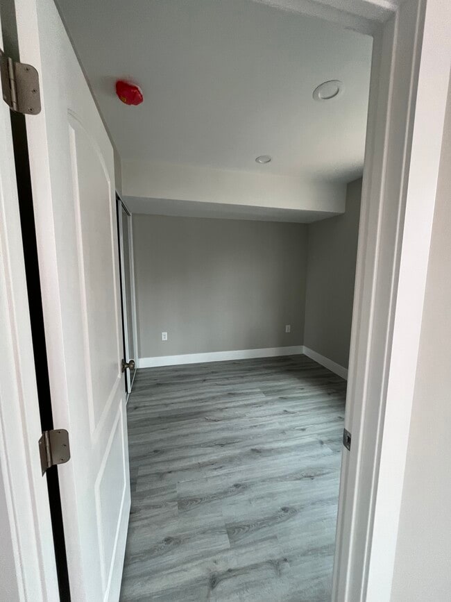 Photo - 9411 Burke St Unit 9411 1.2