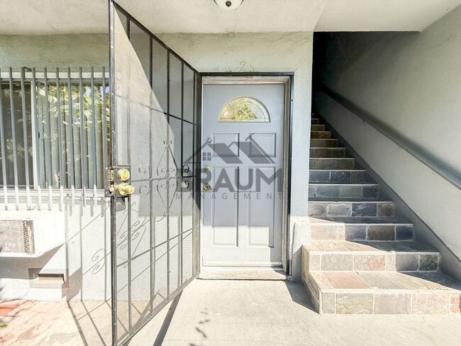 Building Photo - 2043 S Bedford St