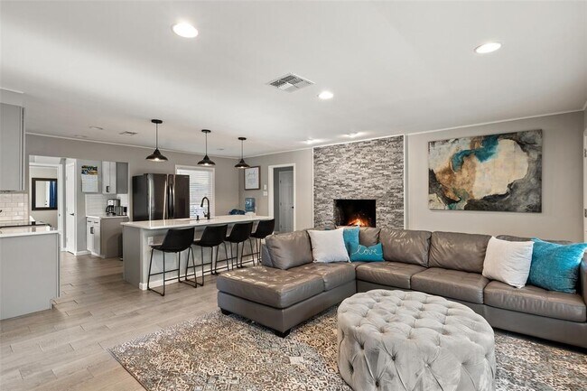 35 Presidio Rd