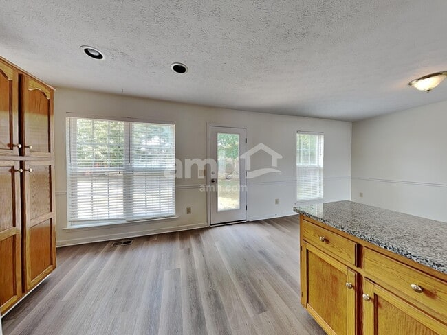 Photo - 129 Candle Woods Dr