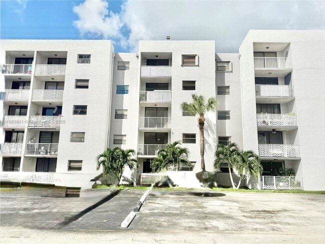 Building Photo - 8075 NW 7th St Unit 218