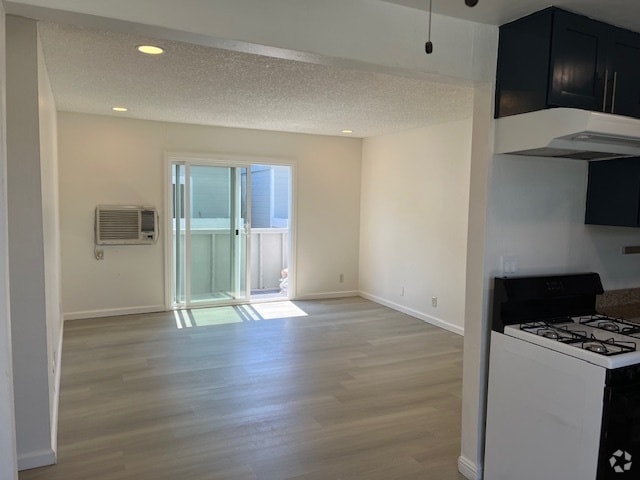 Building Photo - 1651 Sutter St Unit #3 Rental