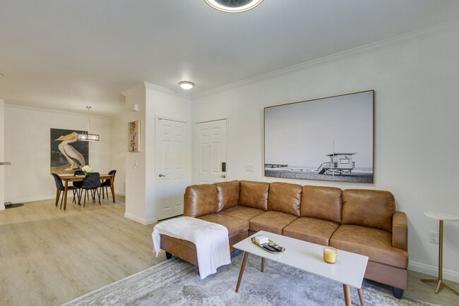 Building Photo - 3855 Elijah Ct Unit SI FL1-ID1546333P
