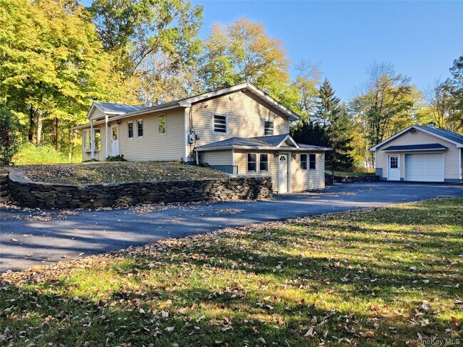 Photo - 102 Old Hopewell Rd