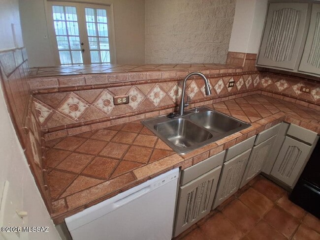 Photo - 7777 E Golf Links Rd Unit 8206