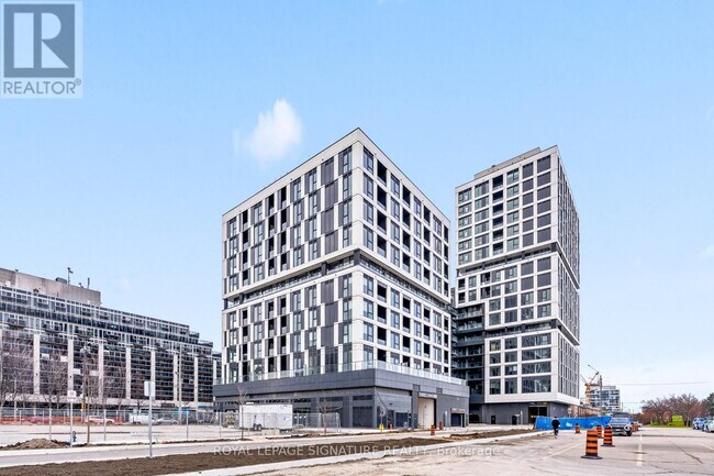 Photo - 1007 The Queensway Unité 527