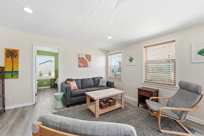 Photo - 4031 Panola Dr