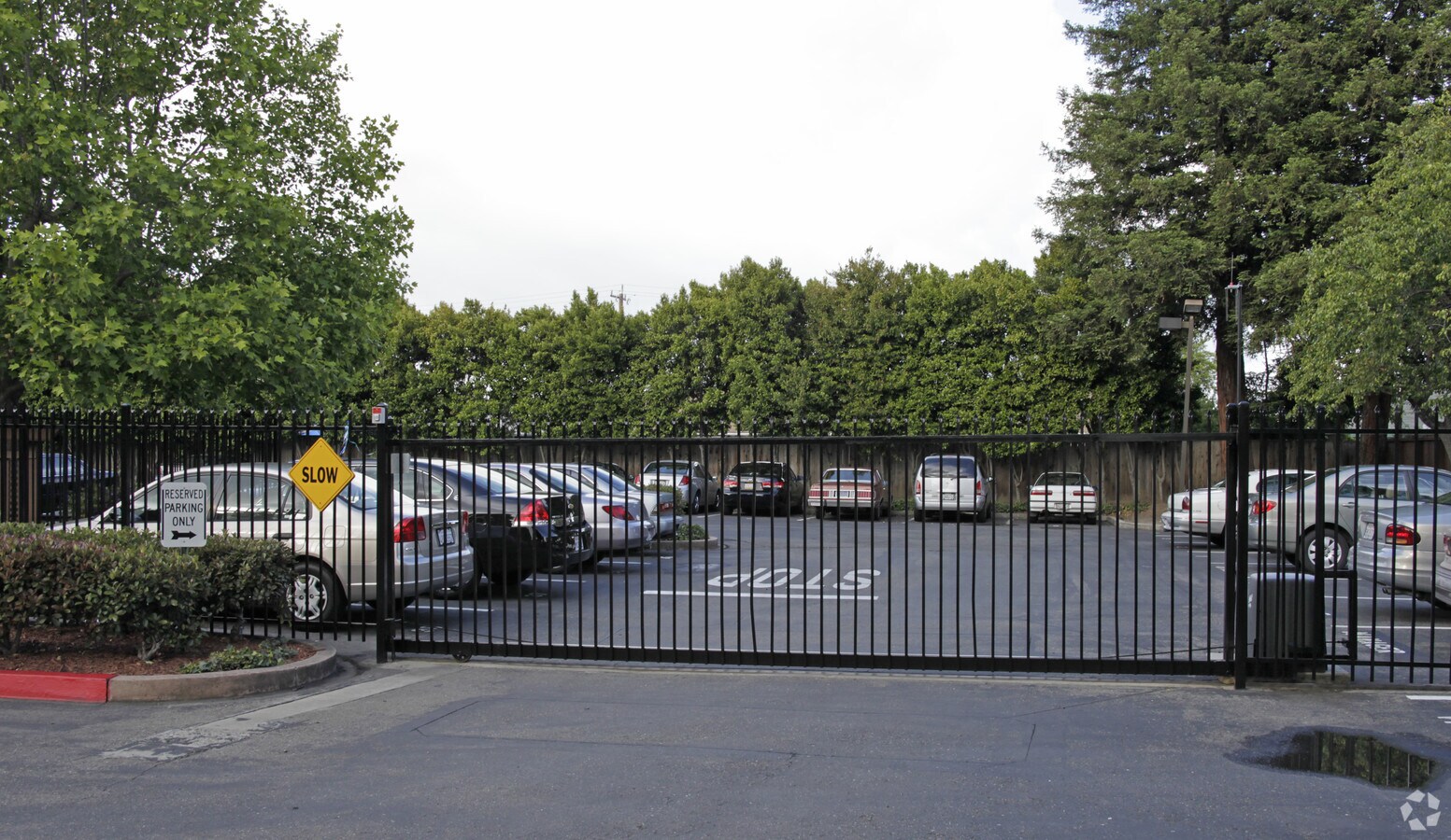 Entrance - Eden Issei Terrace