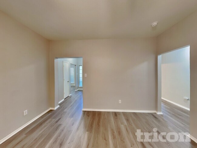 Photo - 755 Catalina Dr