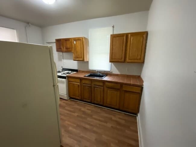 Photo - 5 Bedroom house harrisburg for rent 1,200 a month