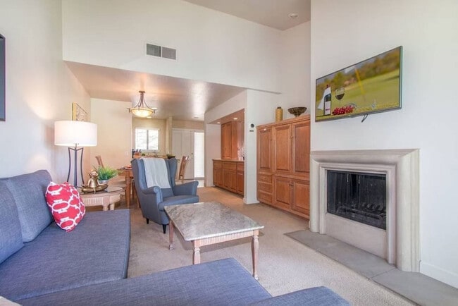 Photo - 648 Cottage Dr Unit ID1436431P