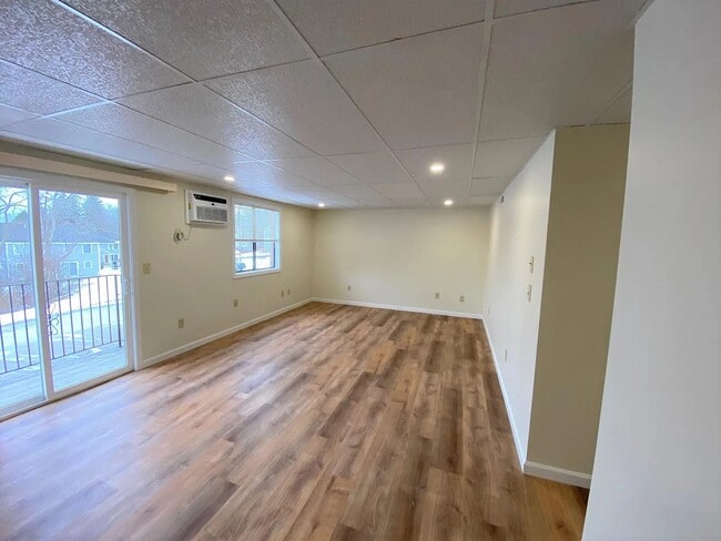 Photo - Floral Gardens Apartments