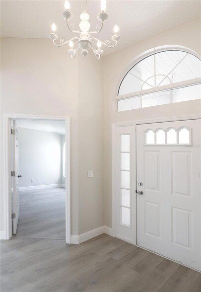 Photo - 21716 King John St