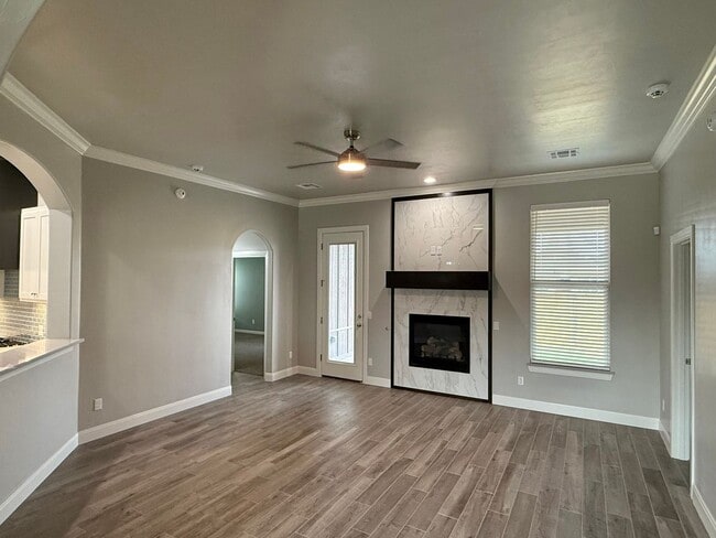 Photo - Beautiful New Build Home in Deer Creek