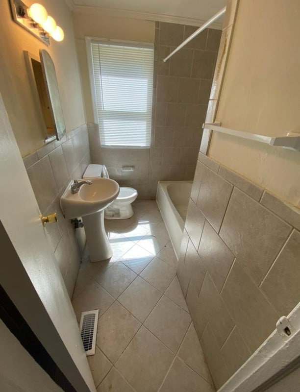 Photo - 3915 E Chatham Dr