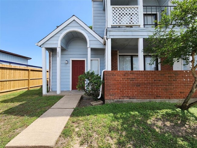 Photo - 14550 Fonmeadow Dr Condo Unit 1507