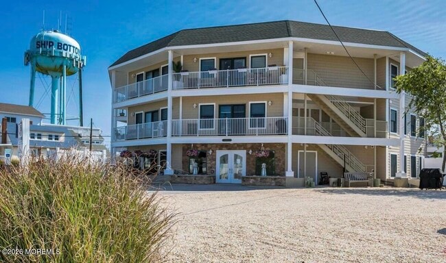 Building Photo - 1810 Central Ave Unit 11