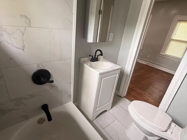Photo - 32 Redfield St Unit #2