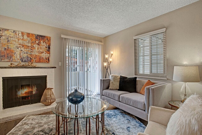 Photo - Rosemont West 84th