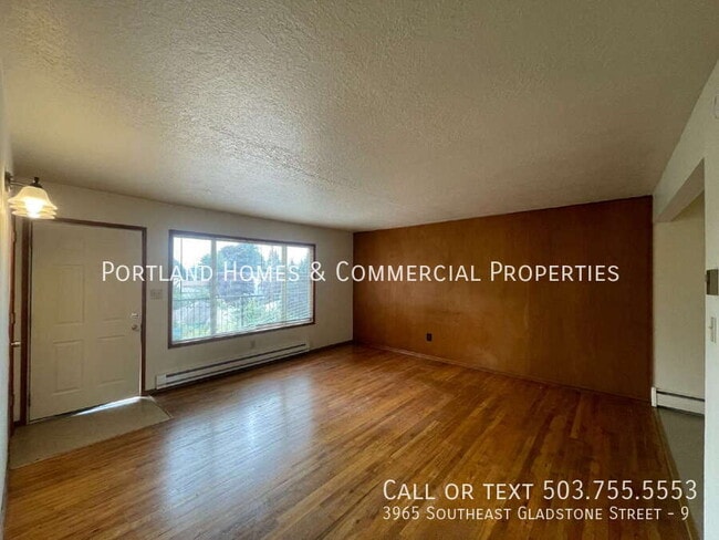 Photo - 3965 SE Gladstone St Unit 9