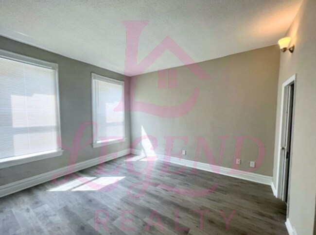 Photo - 3306 Michigan Ave Unit 2F