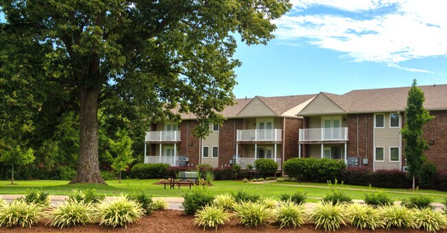 Summerwind Apartments - Summerwind Apartments