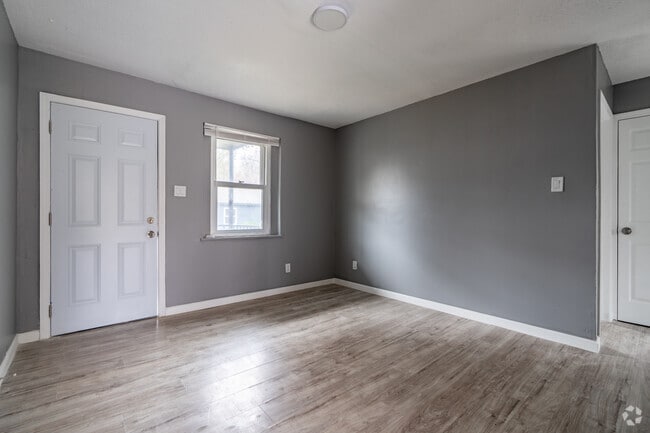 2BR, 1BA - 635SF - Living Room - Willie Mitchell Apartments