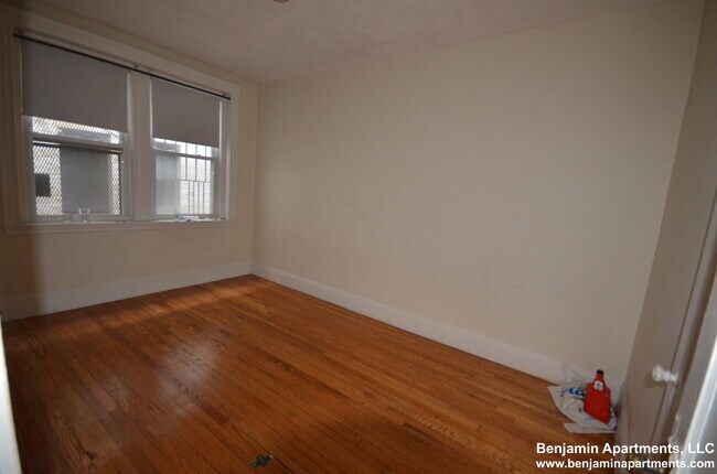 Photo - 127 Sutherland Rd Unit A