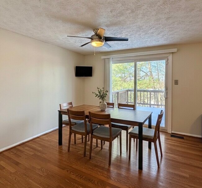 Photo - 8152 Mandan Terrace