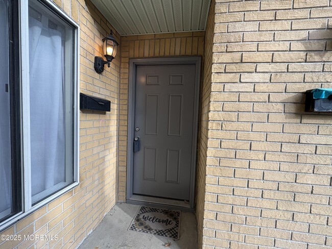 Building Photo - 69 Northrup Dr