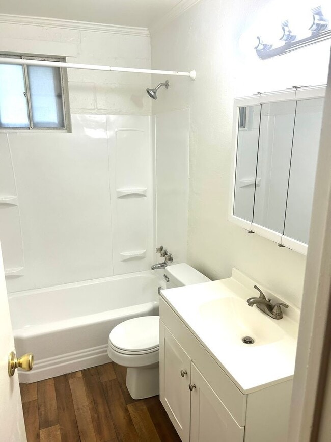 Photo - 827 15th Half St Unit 827 3