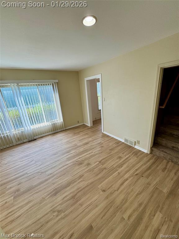 Photo - 368 S Wing St