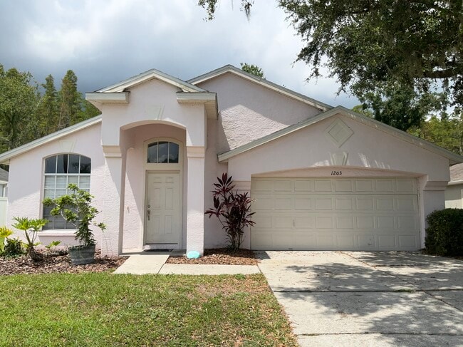 Building Photo - 1203 Timber Trace Dr Rental