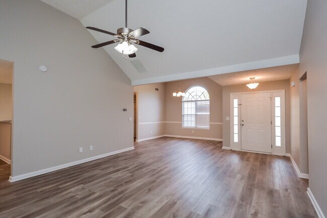 Photo - 280 Pleasant Hills Dr