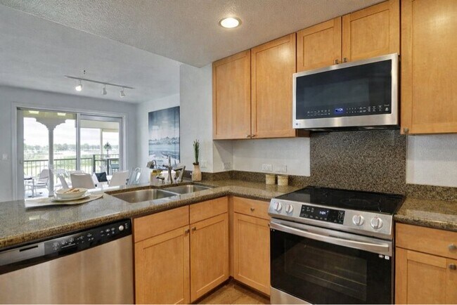 Photo - 600 S Abel St Unit 415