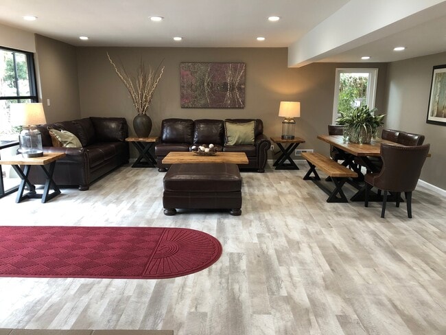 Photo - Union Plaza Apartments