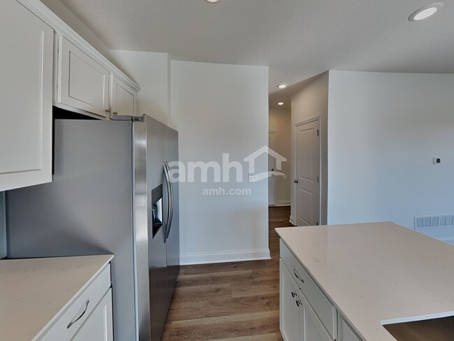 Photo - 9121 Henley Ave