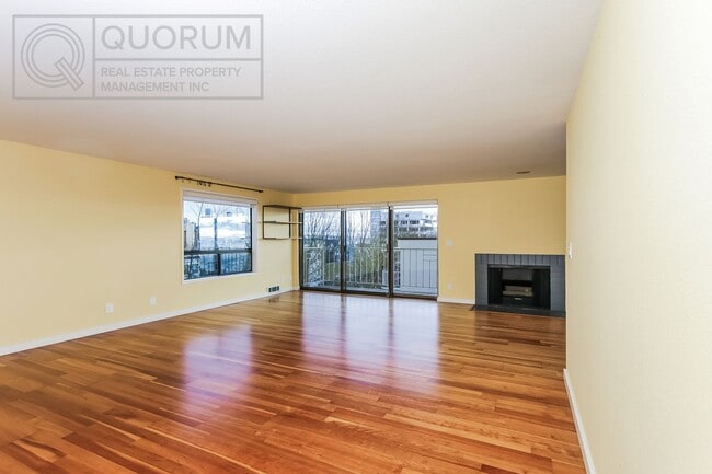 Photo - Spectacular Top Floor Condo with Stunning Views in Queen Anne Unit 402