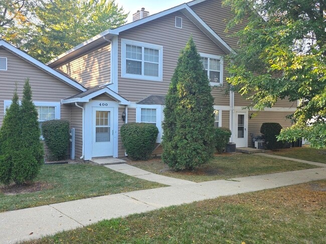 Building Photo - 400 N Cambridge Dr Rental