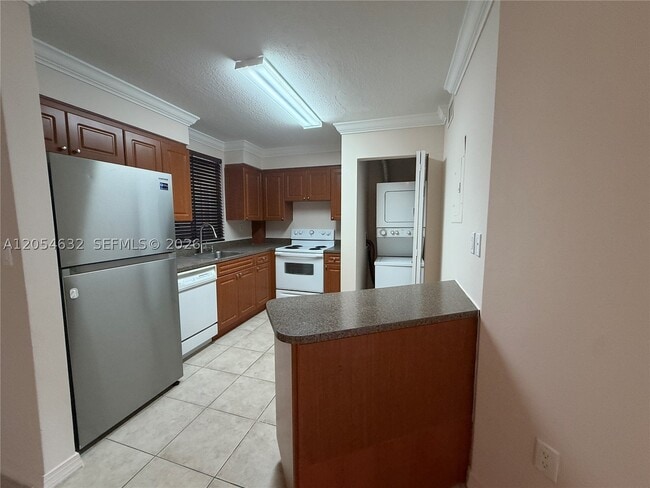 Photo - 6195 NW 186th St Unit 114