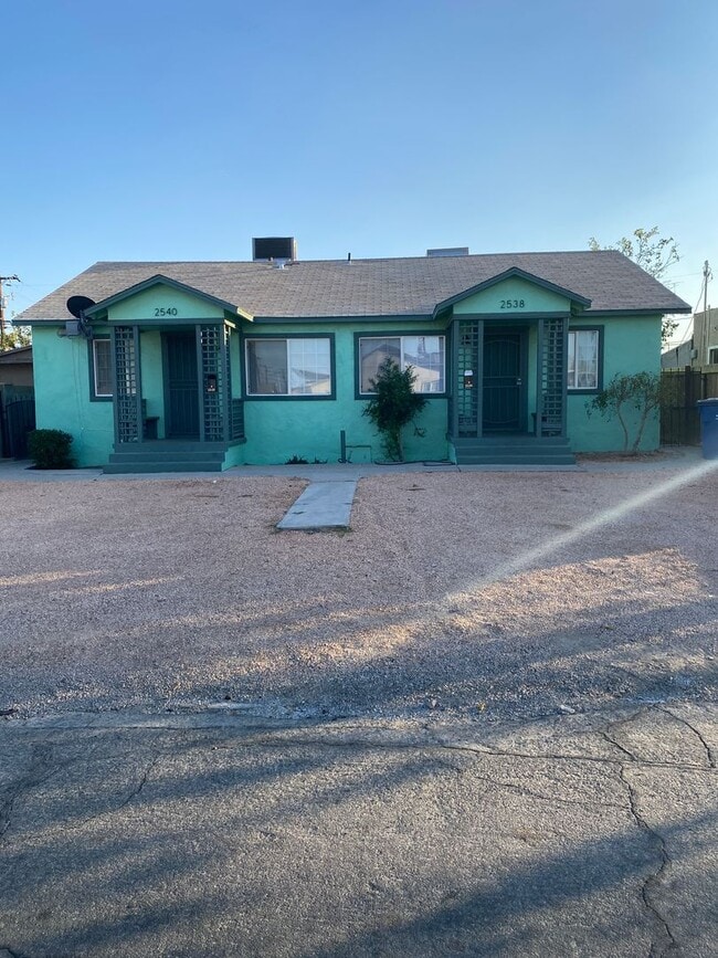 Building Photo - 3p2538 Unit 2538 - A