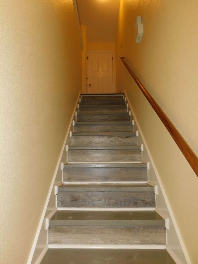 2211 Katy Ln Unit 2211-DKATY
