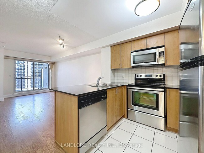 Building Photo - 1070 Sheppard Ave W Unit 801